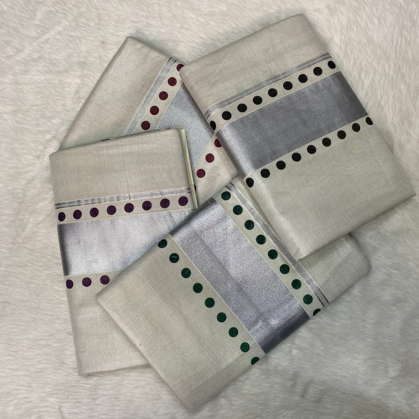 Silver Kasavu Saree with Dot Pattern Kerala Saree