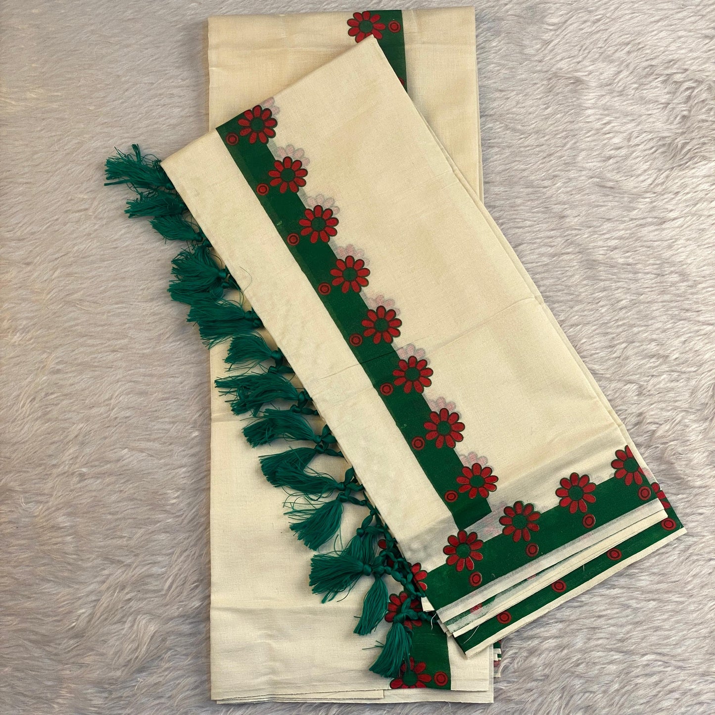 Sadha Kunjam Set Saree With Floral Print Green