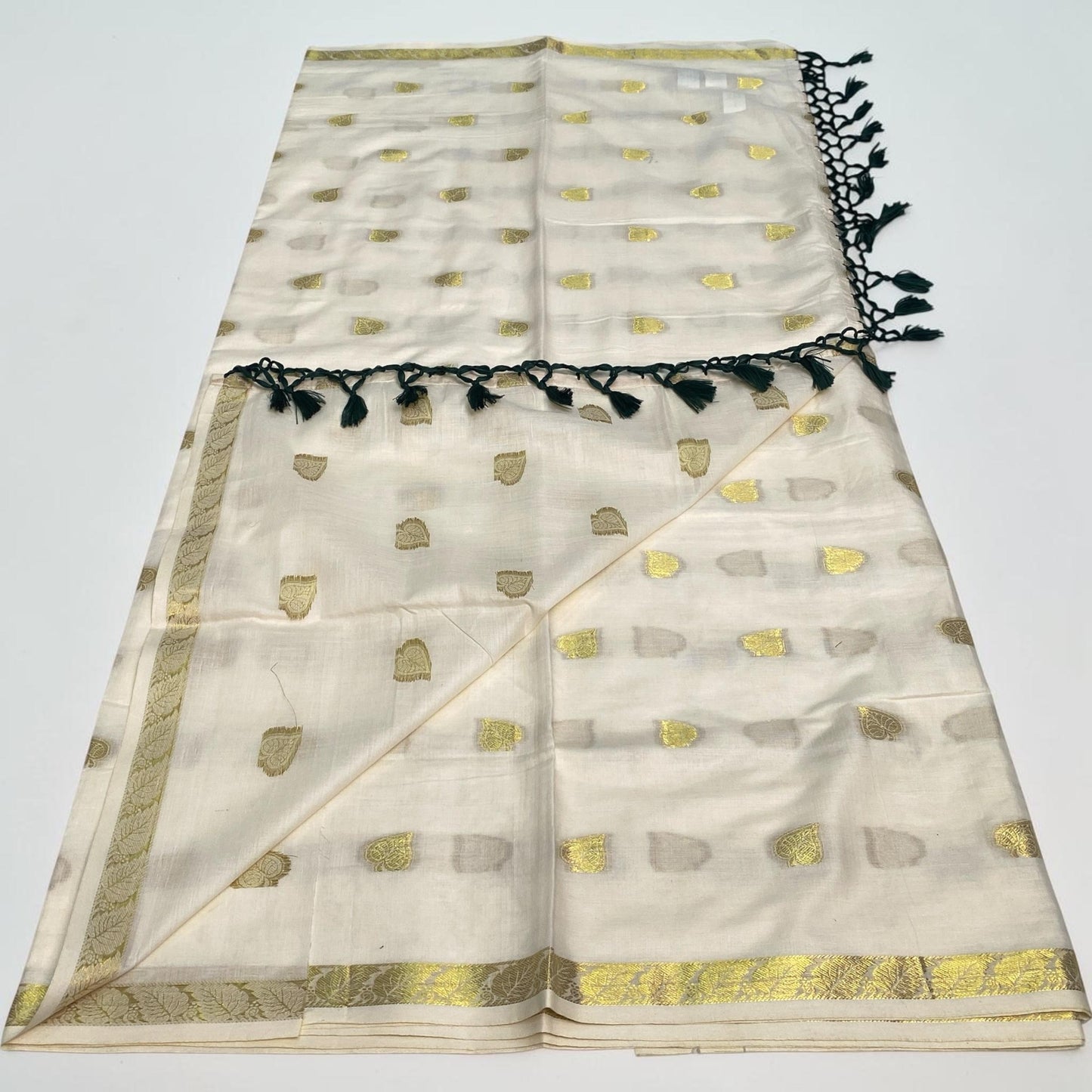 The Emerald Jaggad Butta Set Saree