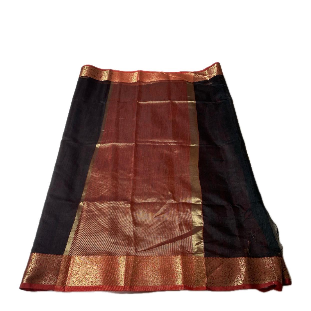 Janvi Semi Linen Saree with Kasavu Border