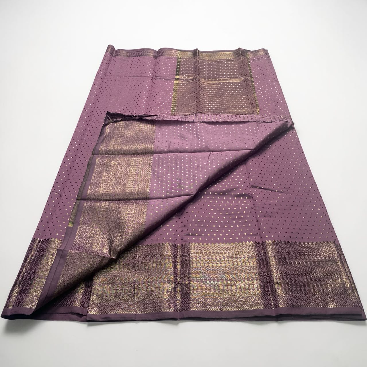 Riya Banarasi Butti Soft Silk Saree Lavender Dress Code