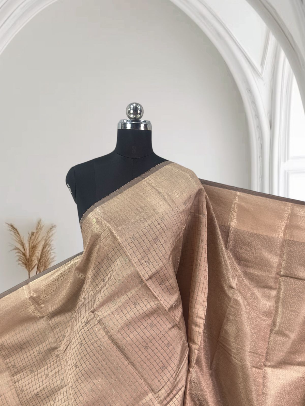 Semi Silk Tissue saree Checks with Triangle Border Pastel Shade