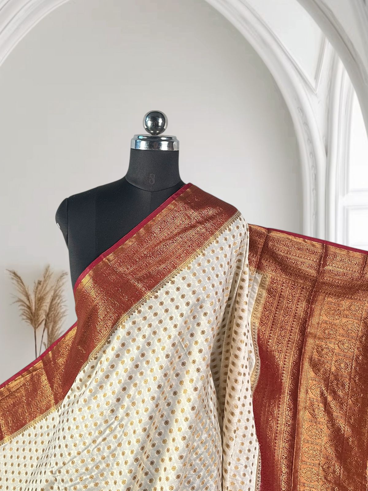 Georgette Banarasi Butti Party Wear Saree Beige