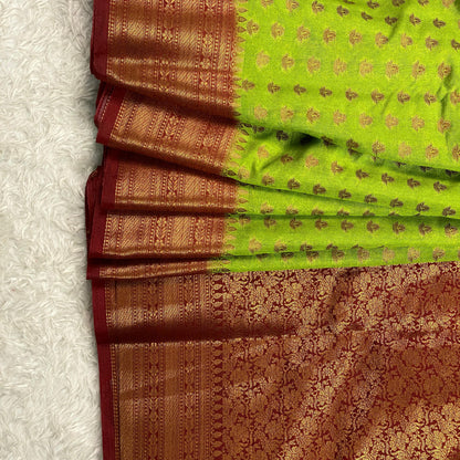 Georgette Banarasi Butti Pista Green