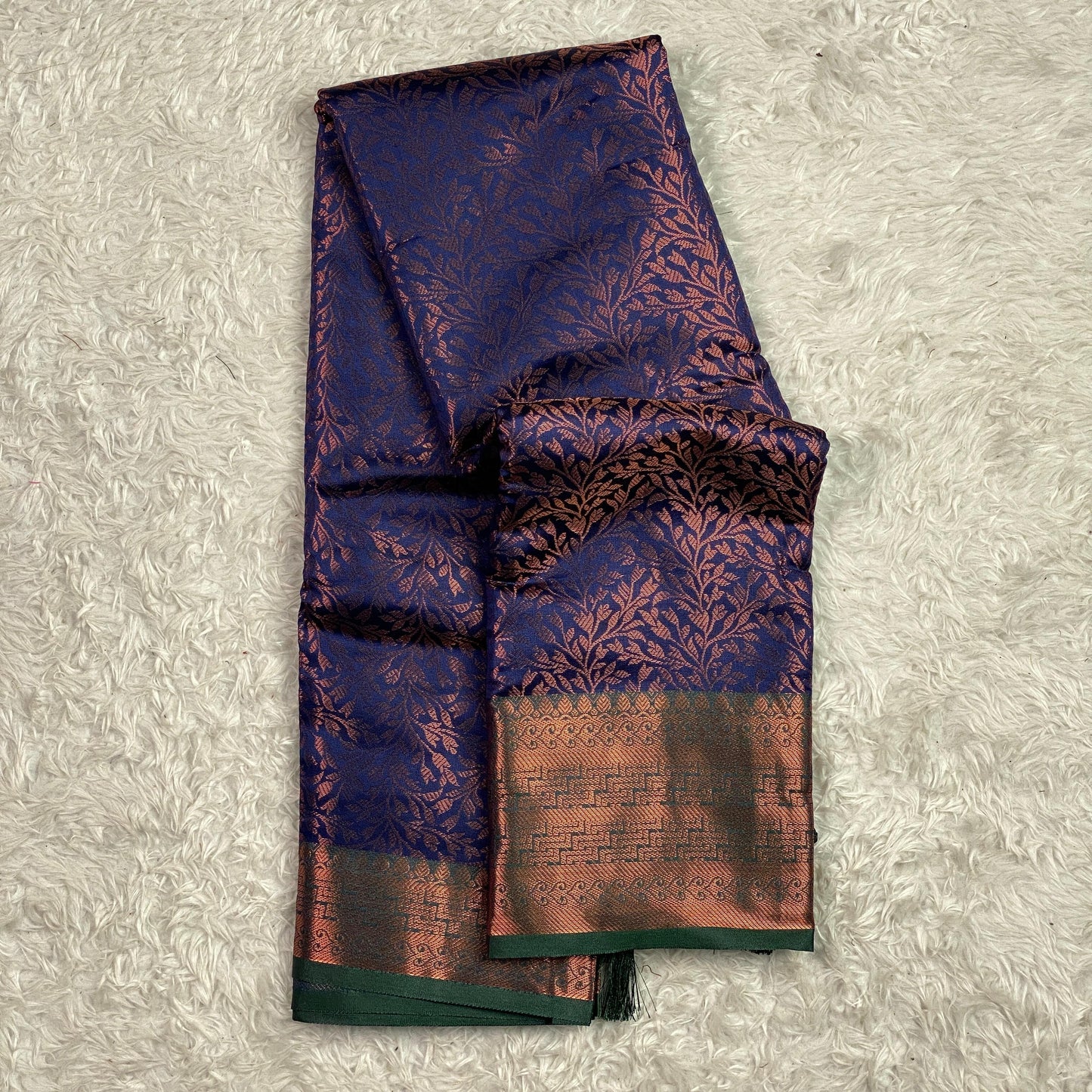 Semi Silk Saheli Collections with leaf pattern Violet