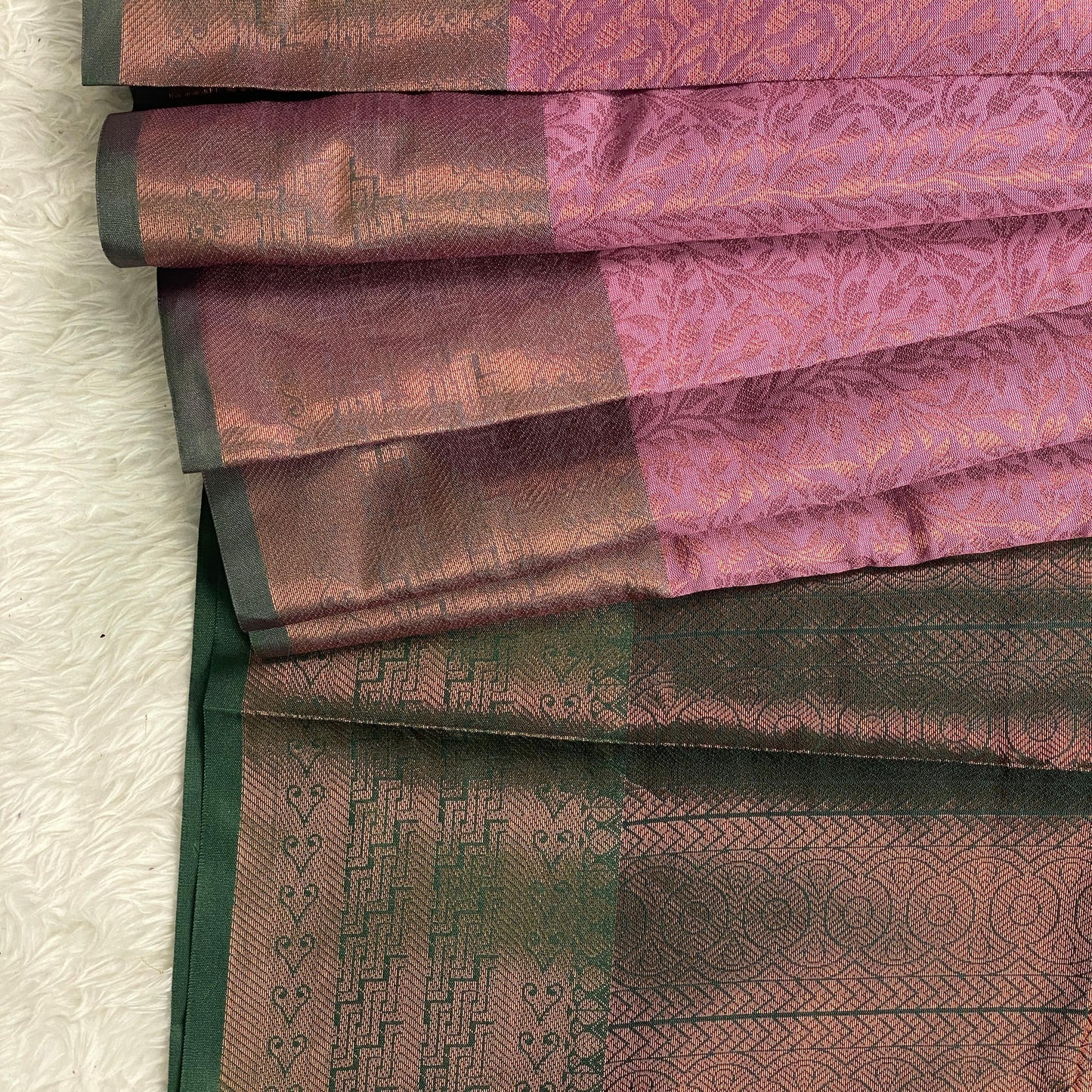 Semi Silk Saheli Collections with leaf pattern