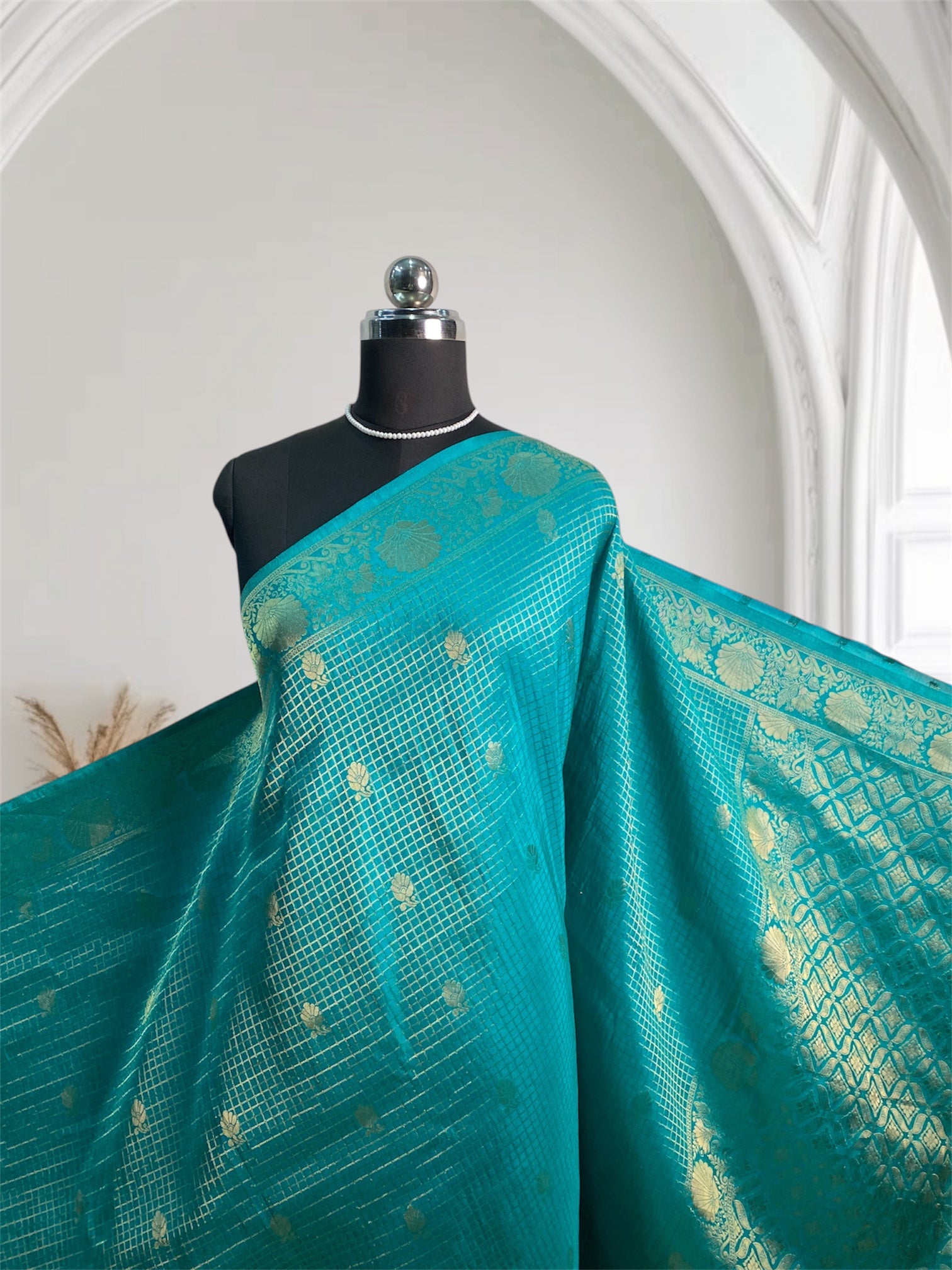 Georgette Banarasi Checks Saree Blue with Golden Zari