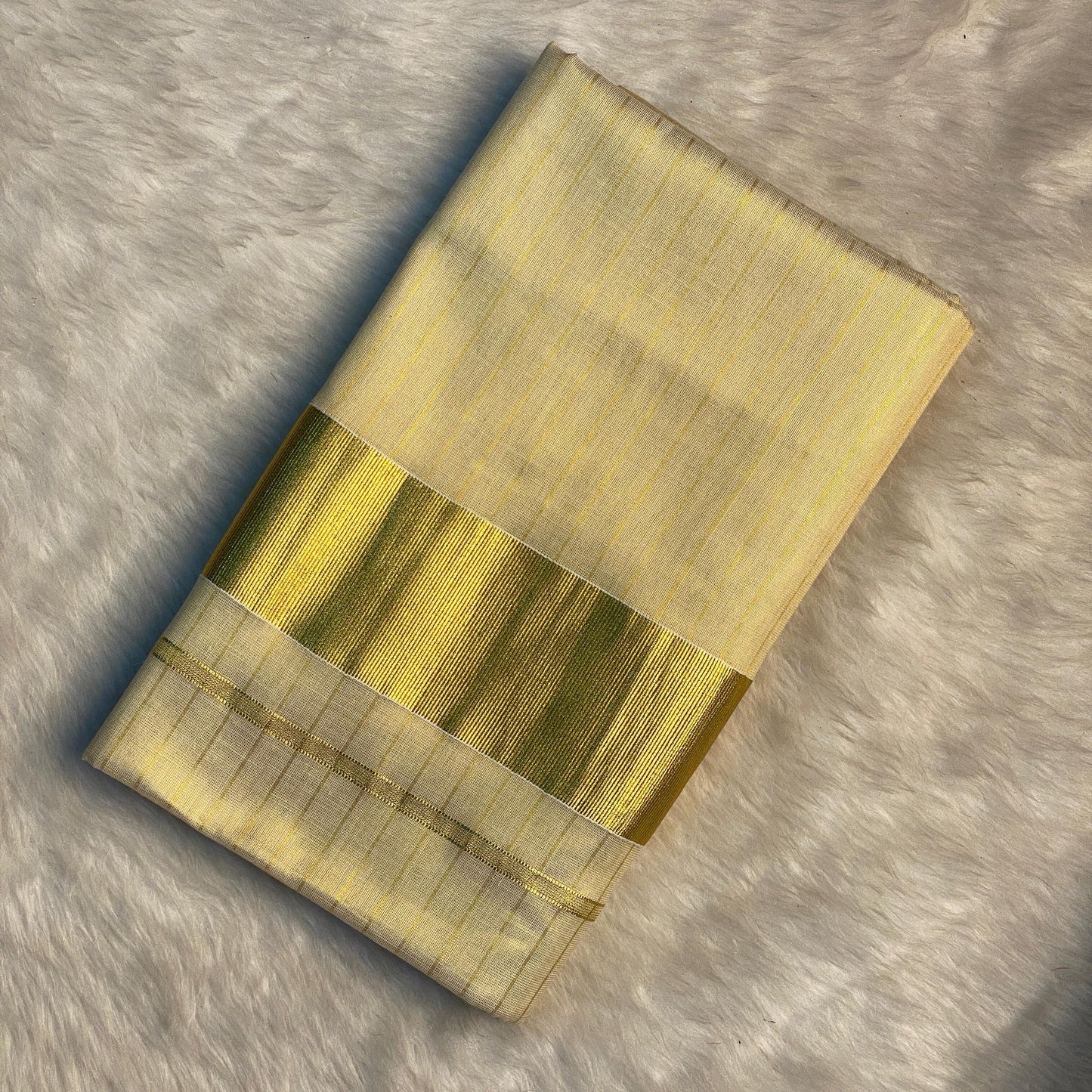 Traditional Tissue Gold Kerala Saree with Lines