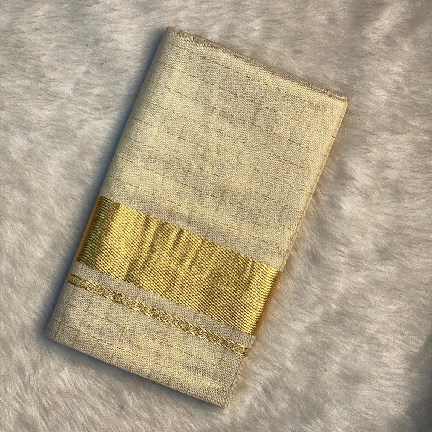 Traditional Tissue Gold Kerala Saree with Checks