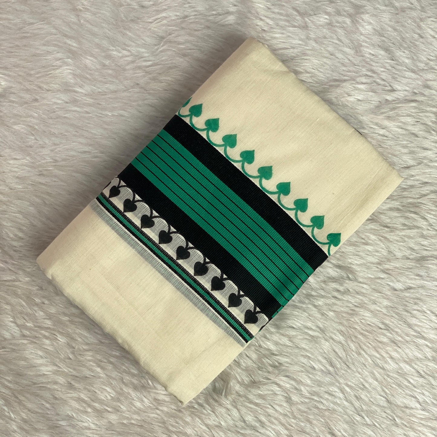 Chilanka Leaf Pattern Set Mund Green