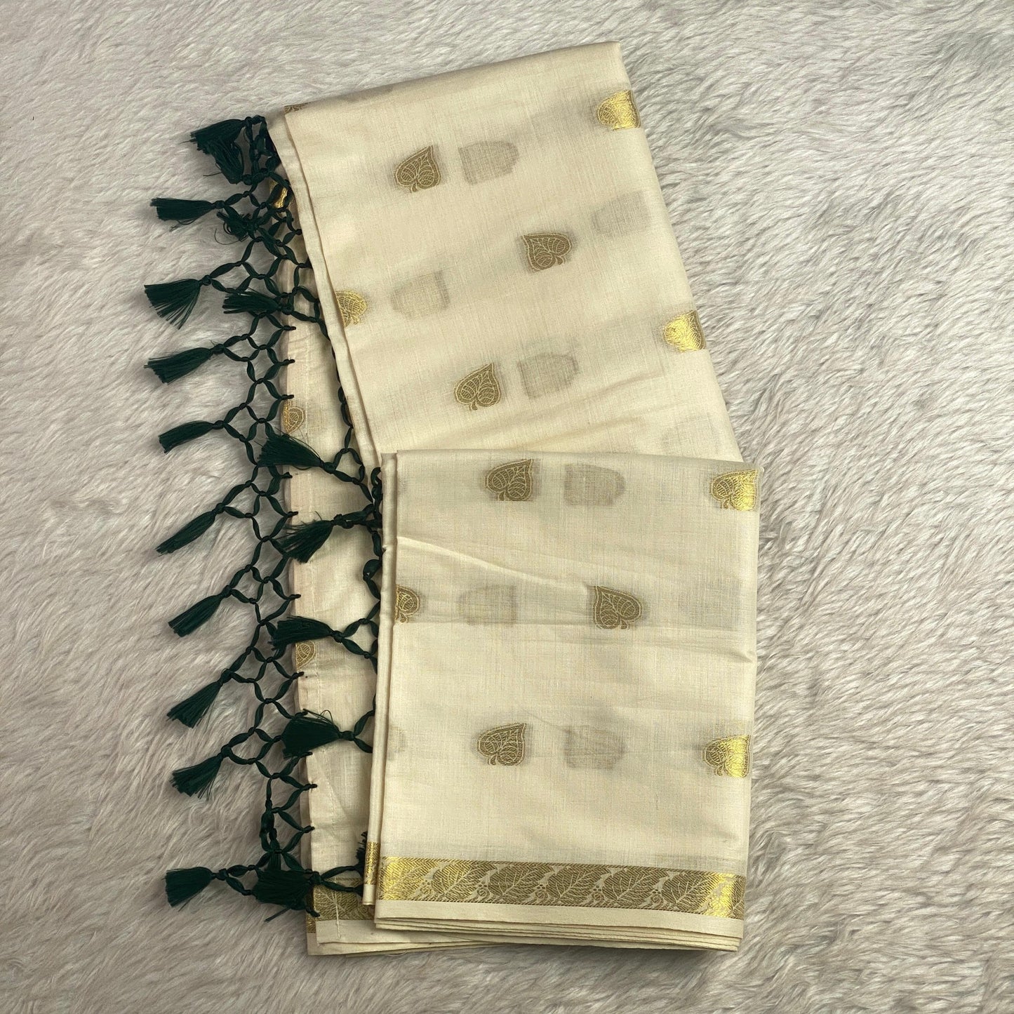 The Emerald Jaggad Butta Set Saree