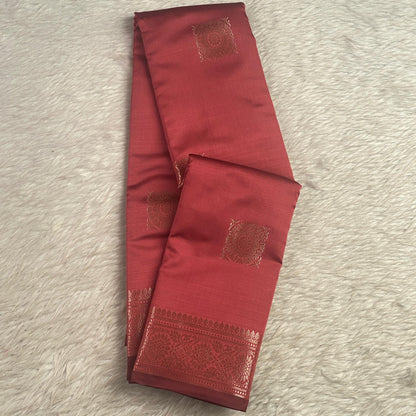Seetha Soft Silk Sareewith Square Design Red