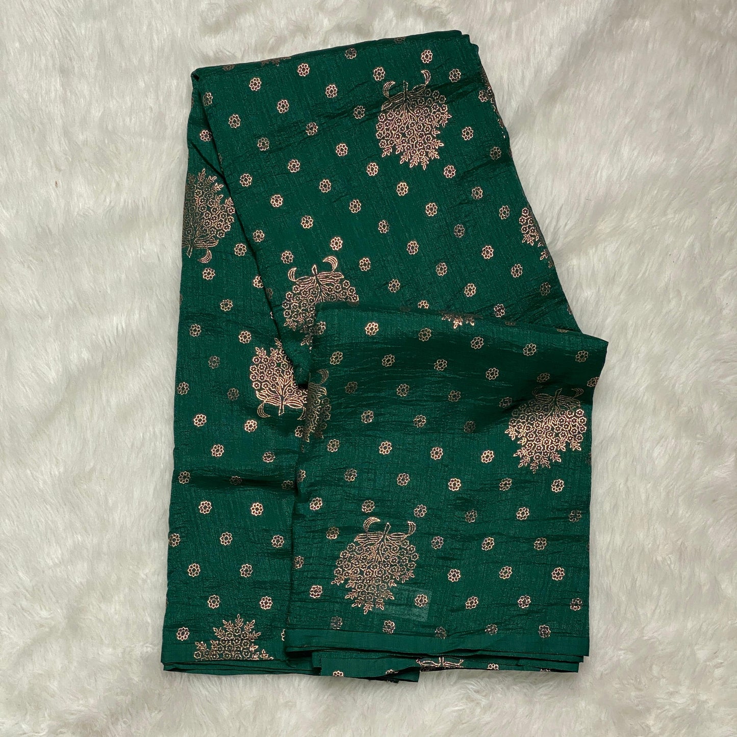 Vichithra Silk Saree with Floral Dot Pattern Green