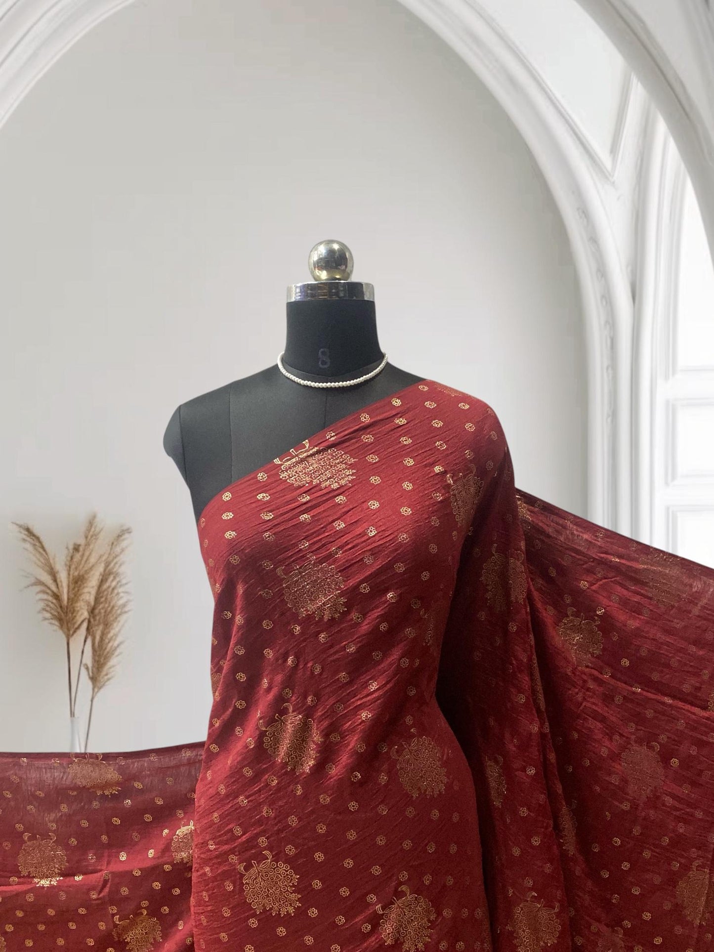 Vichithra Silk Saree with Floral Dot Pattern Maroon
