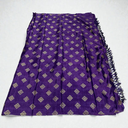 Sandhya Kashmiri Silk with Golden Square Butta