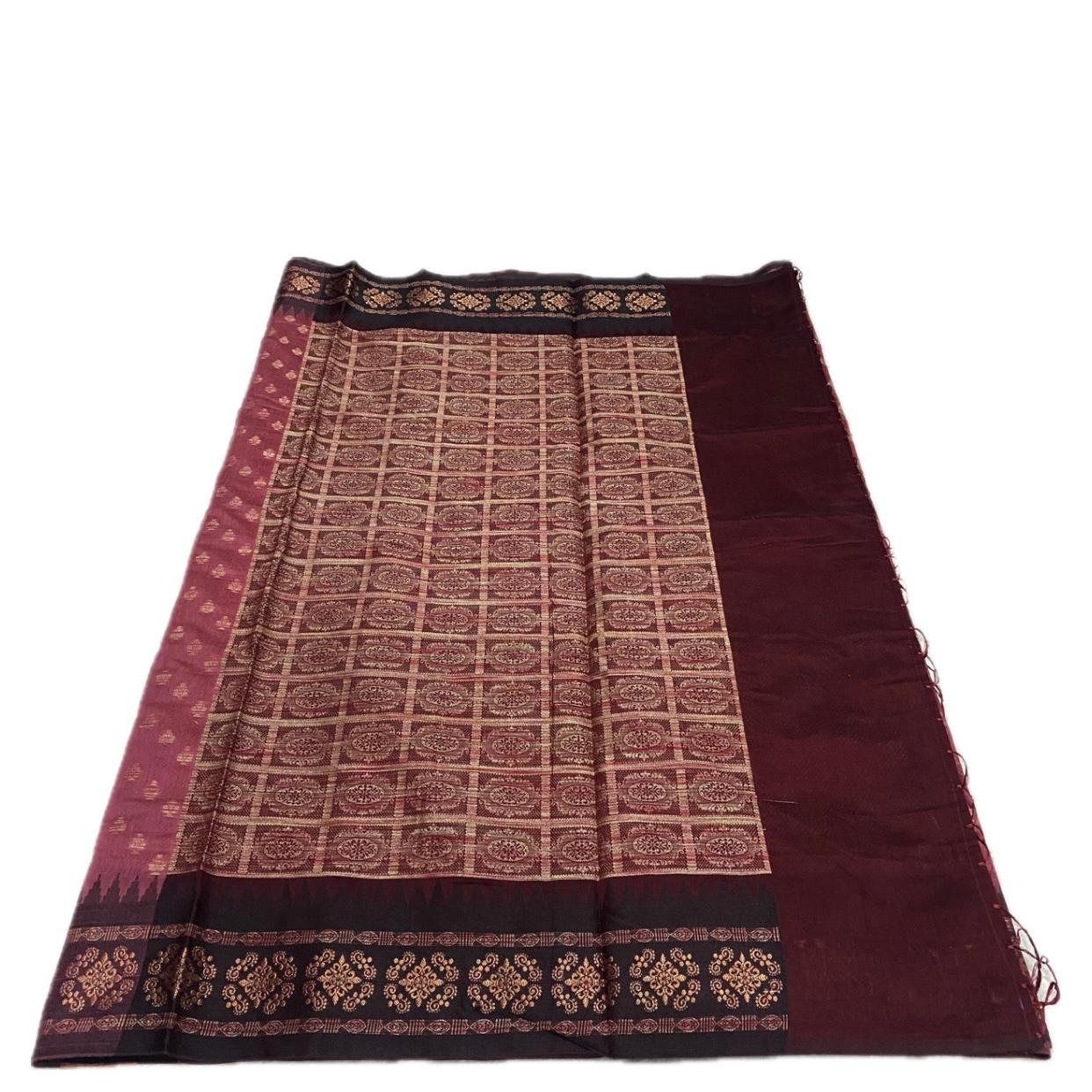 Rajani Floral Butta Cotton Saree Peach  (Dress Code)