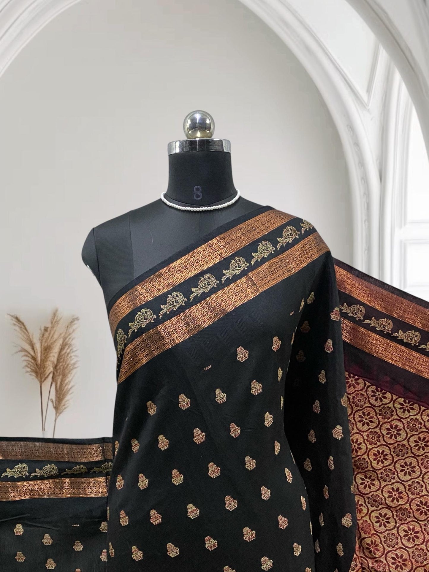 Rajani Floral Butta Cotton Saree Black  (Dress Code)