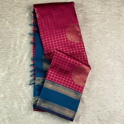 Thrithya Gaddu Silk Checks Saree Pink