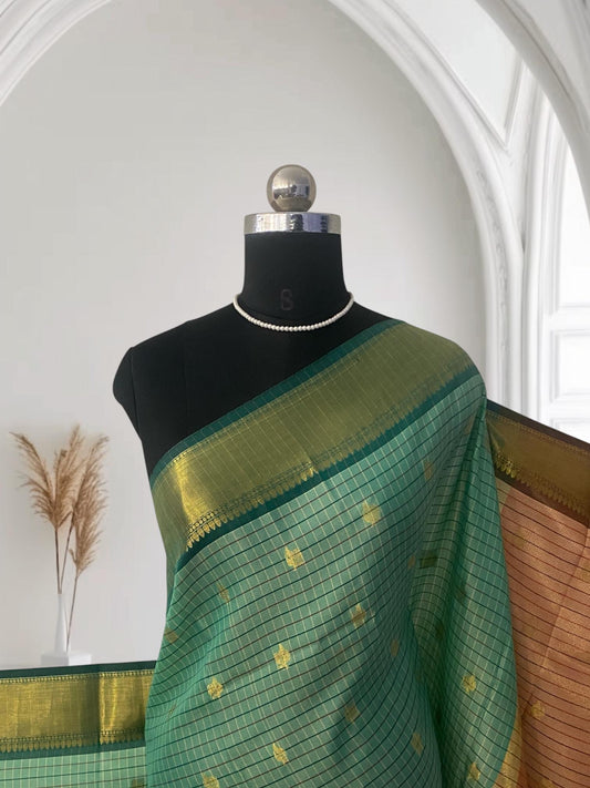 Yamuna Checks Saree with Tassels in Light Green Shade