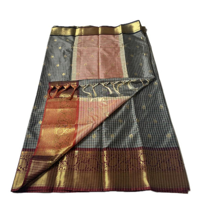Yamuna Checks Saree with Tassels in Grey