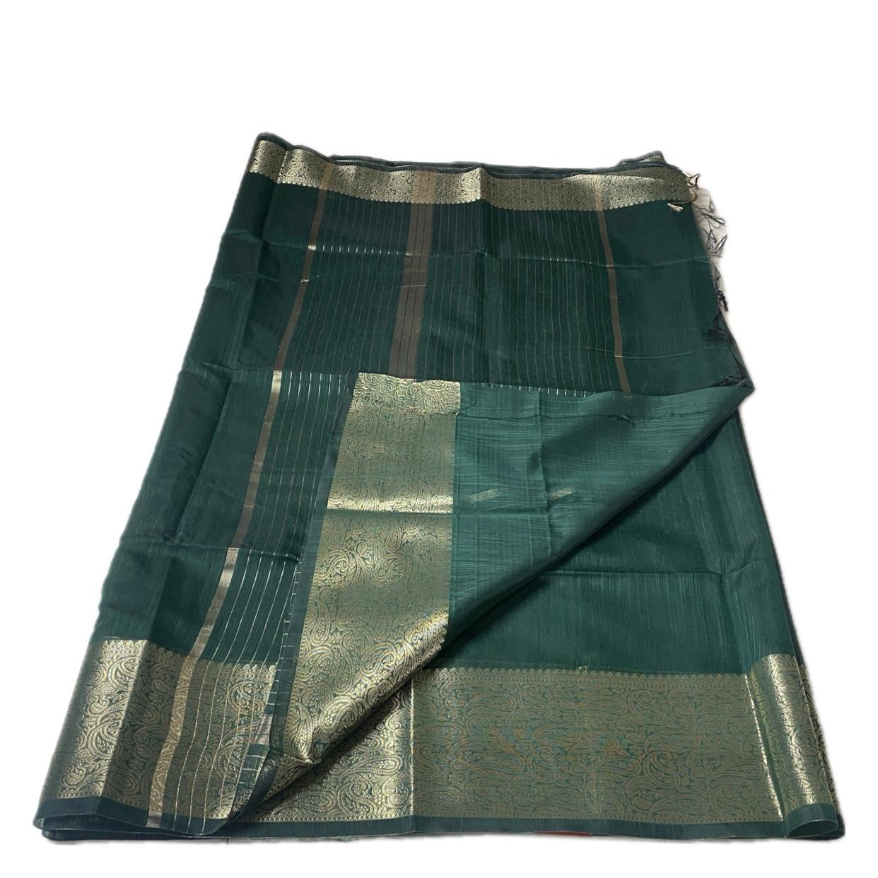Jaani Semi Linen Saree with Golden Kasavu