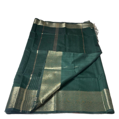 Jaani Semi Linen Saree with Golden Kasavu