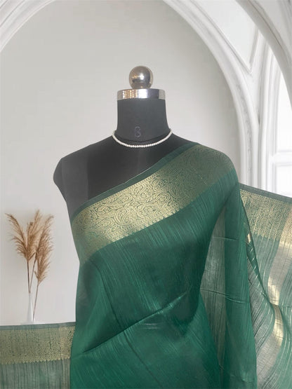 Jaani Semi Linen Saree with Golden Kasavu
