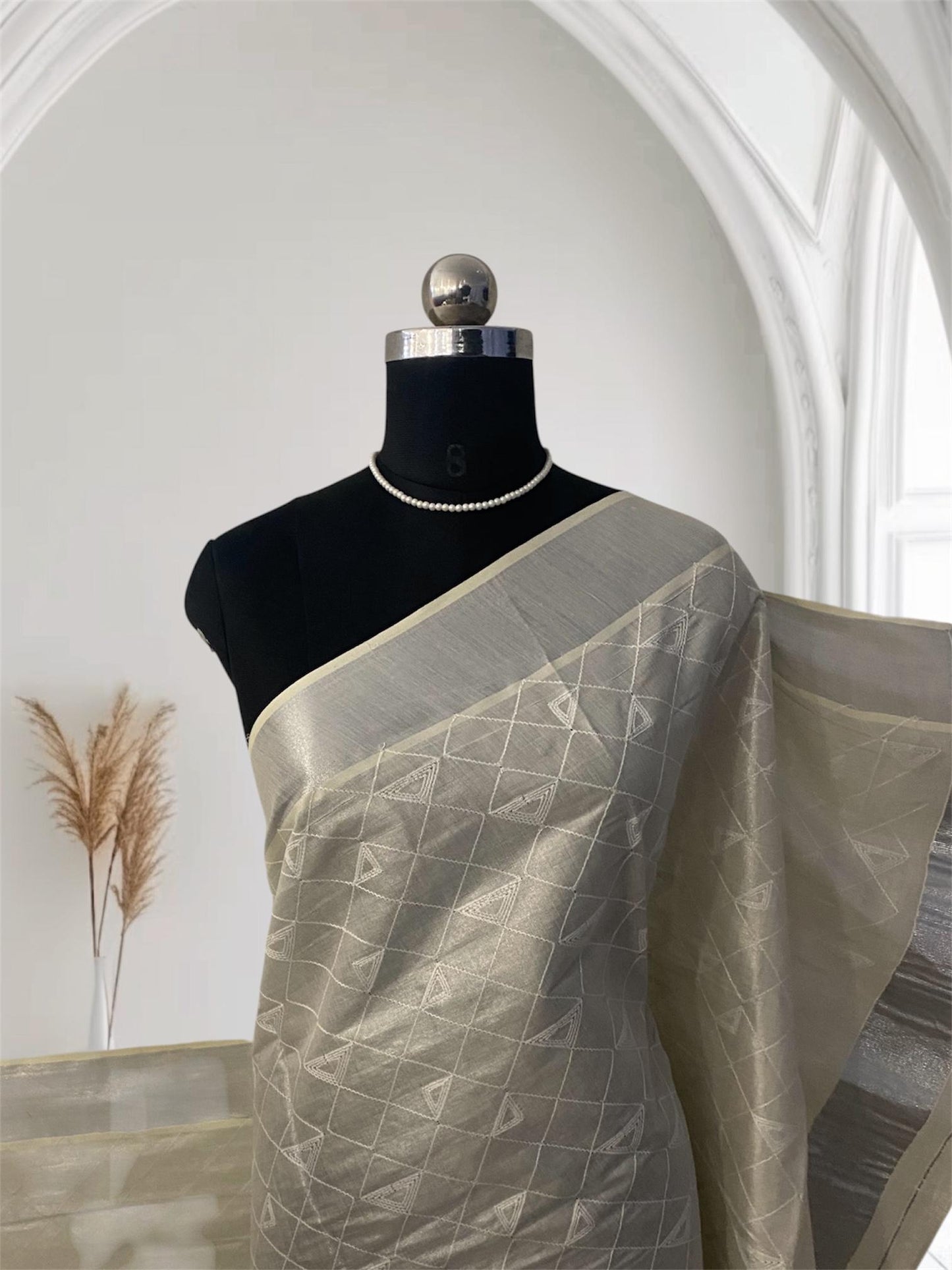 Malini Silver Kasavu Set Saree