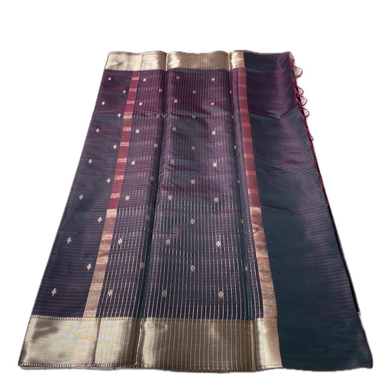 Rani Traditional Saree with Flower Zari Butta work Black