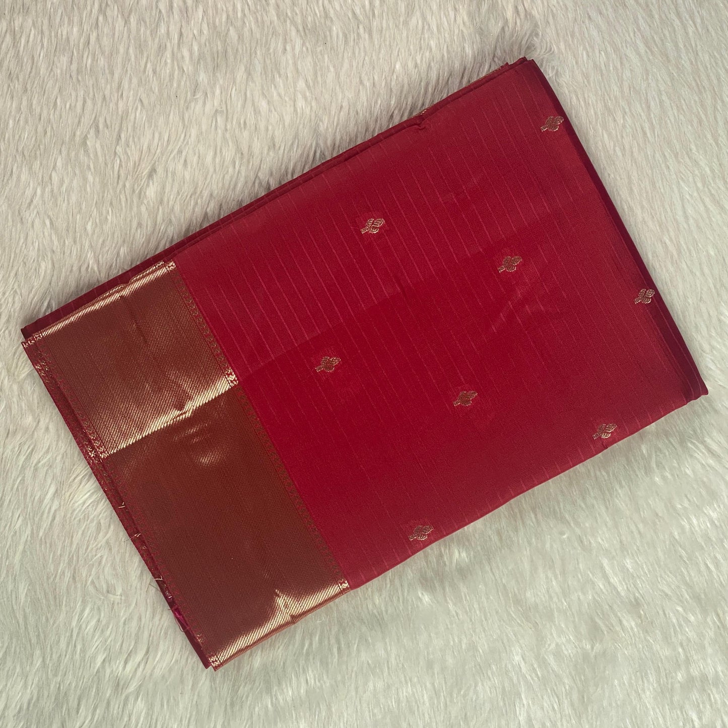 Rani Traditional Saree with Flower Zari Butta work Red