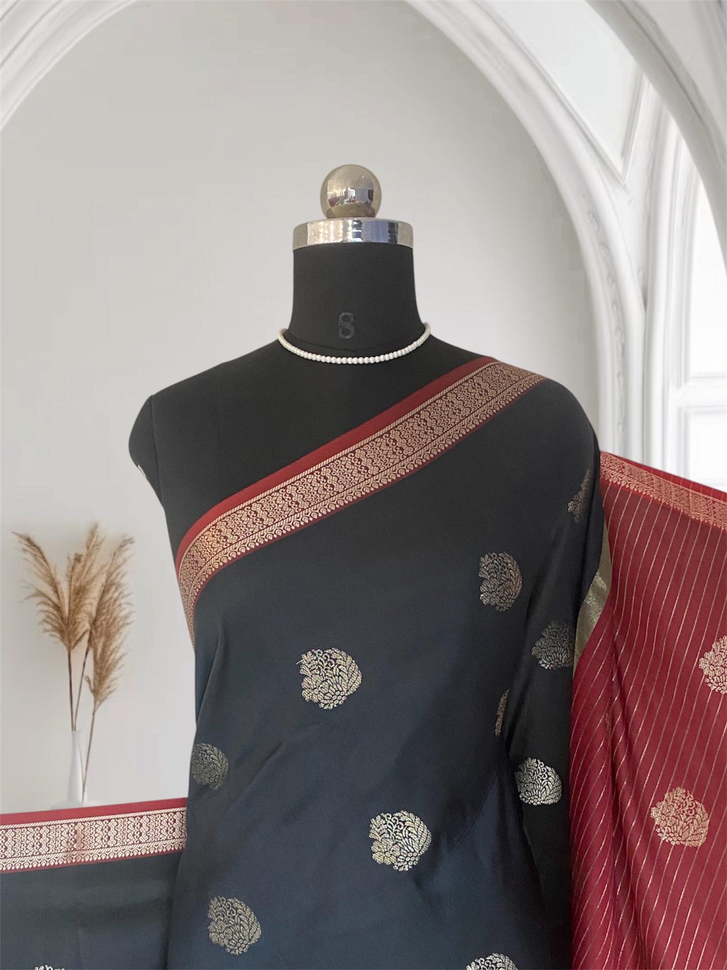 Rukmini Semi Silk Saree in Black & Maroon