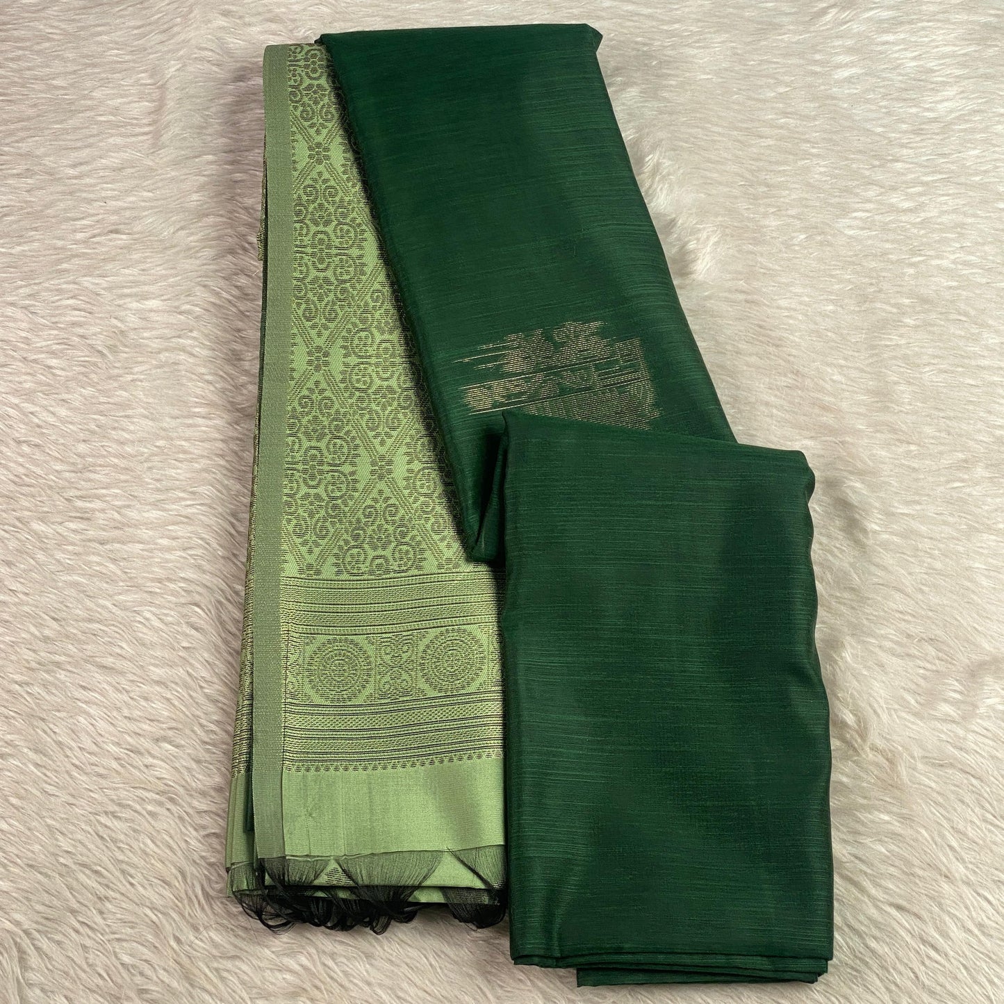 Shanmathi Floral Saree Green