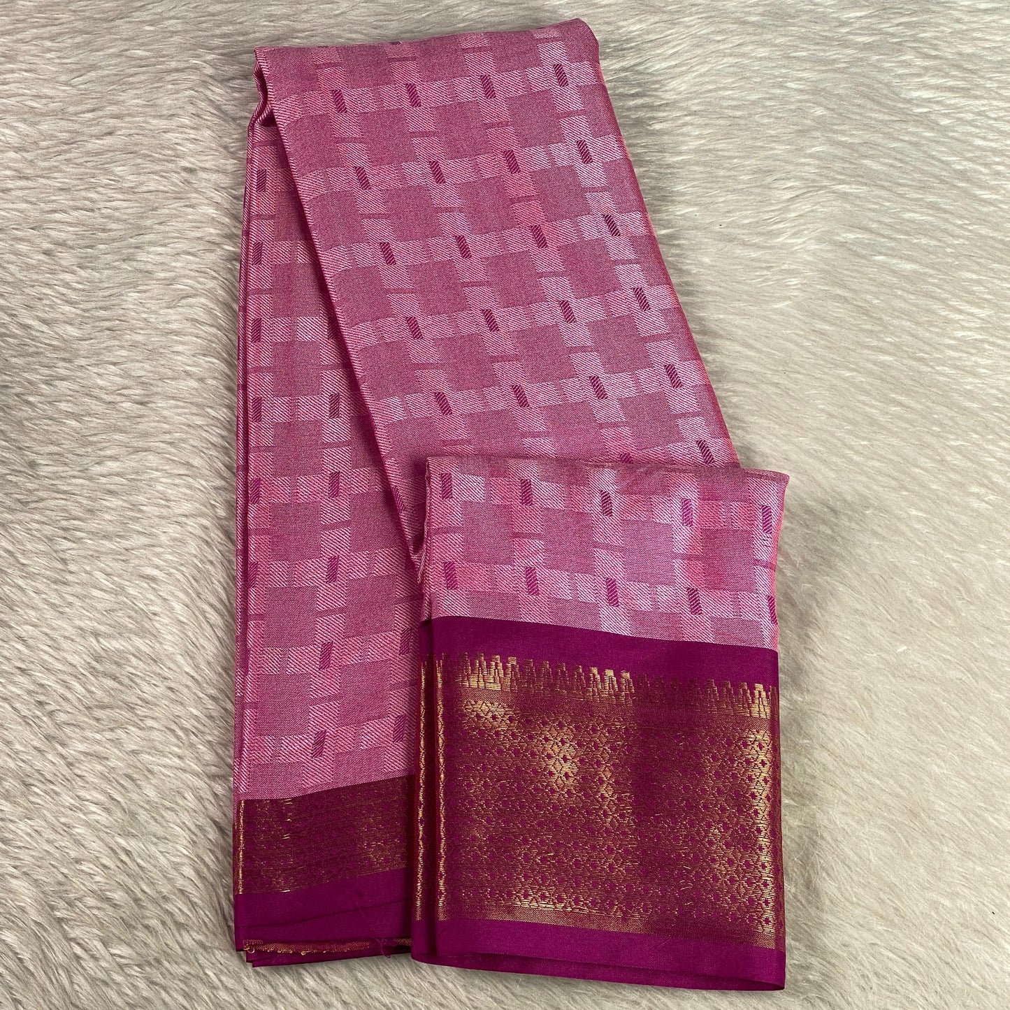 Veena Pink Cotton Saree