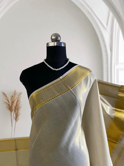Tejaswini Temple Border Golden Kasavu Saree