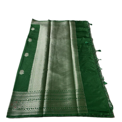 Arathi Golden Floral Banarasi Silk Saree Green