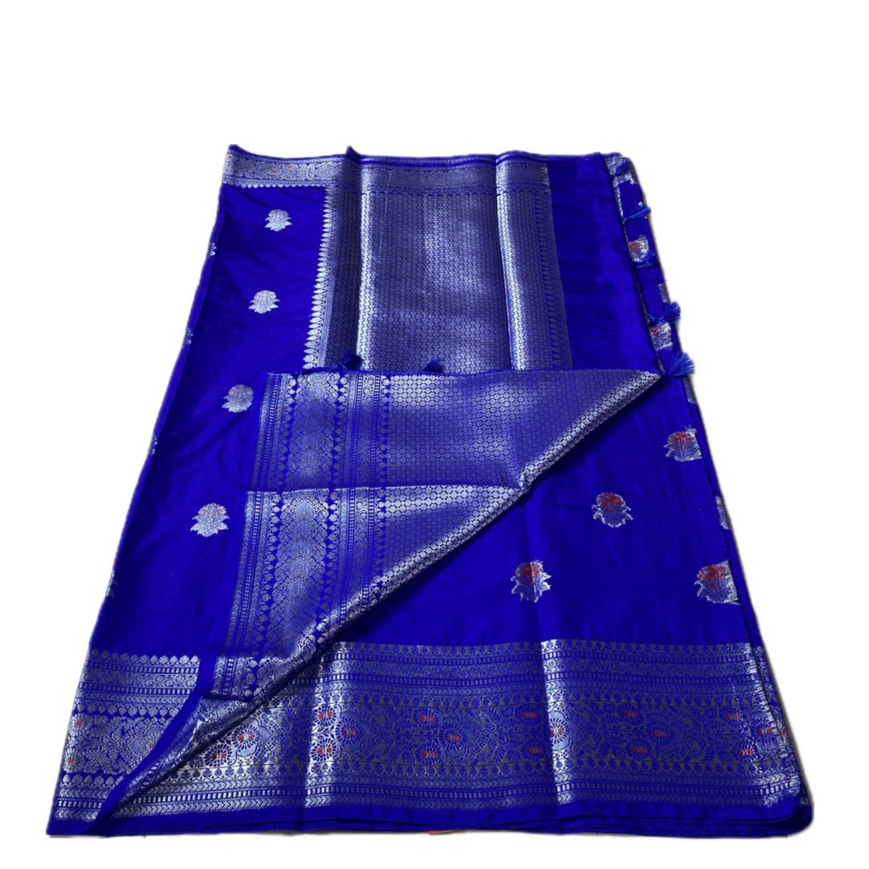 Arathi Golden Floral Banarasi Silk Saree Blue