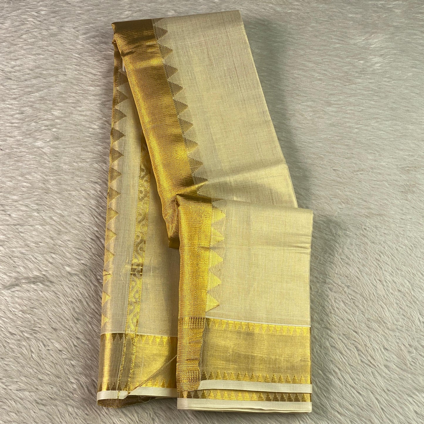 Malabar Heritage Kasavu Saree