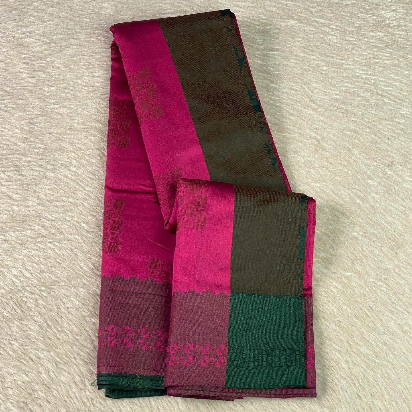 Theertha Soft Silk Saree Pink with Green Border(Dress Code)