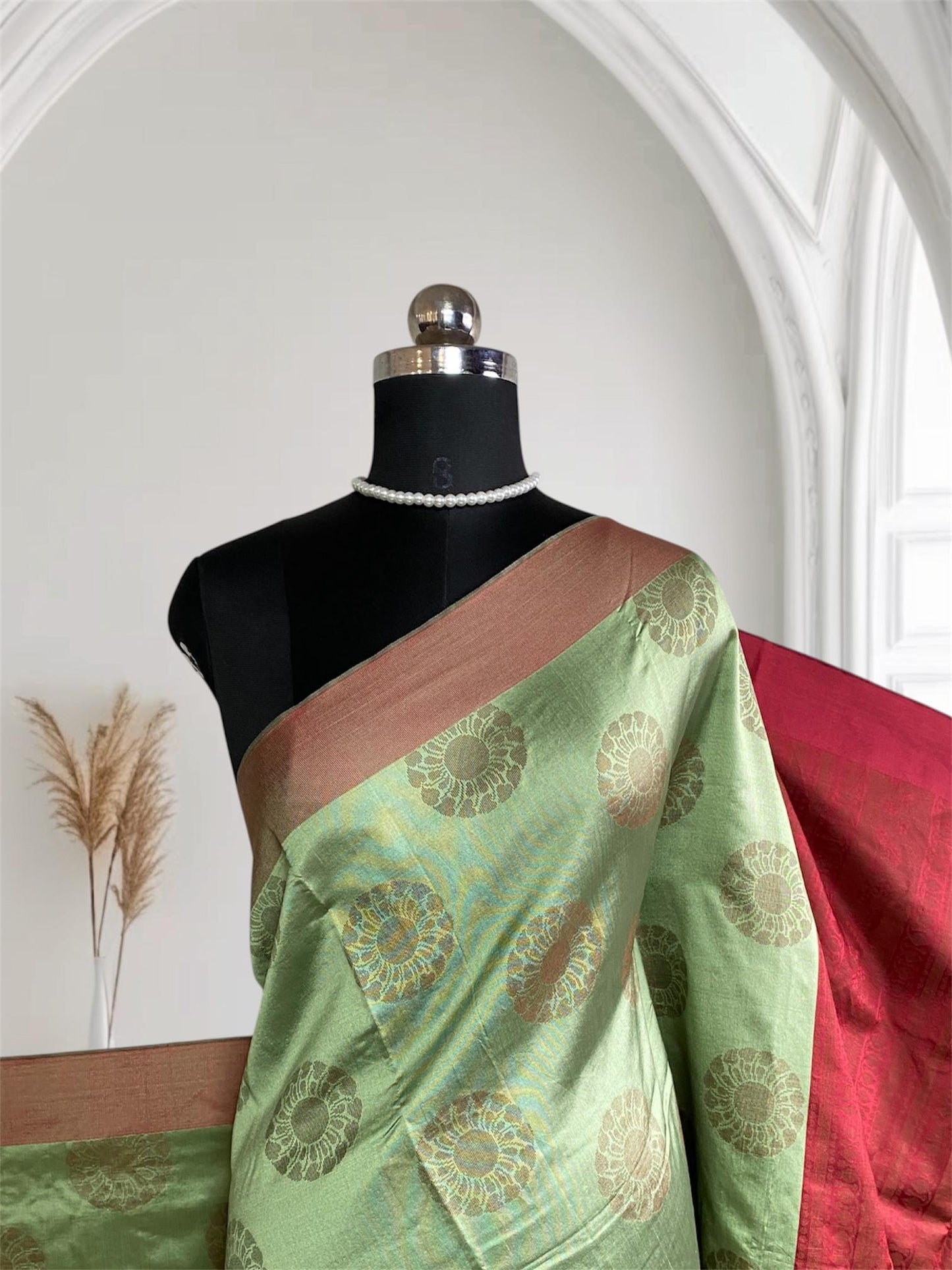 Theertha Soft Silk Saree in Green (Dress Code)