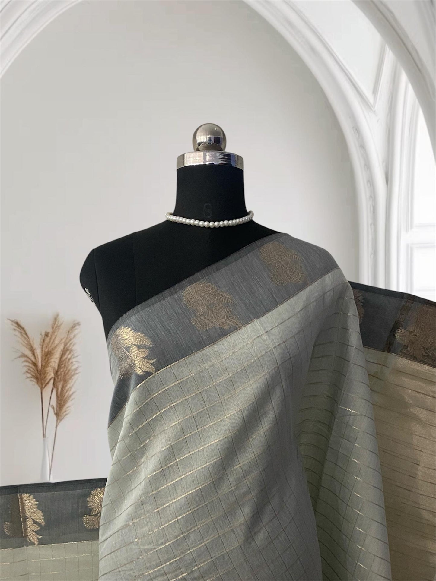 Lavanya Checks Silk Saree Grey (Dress Code)