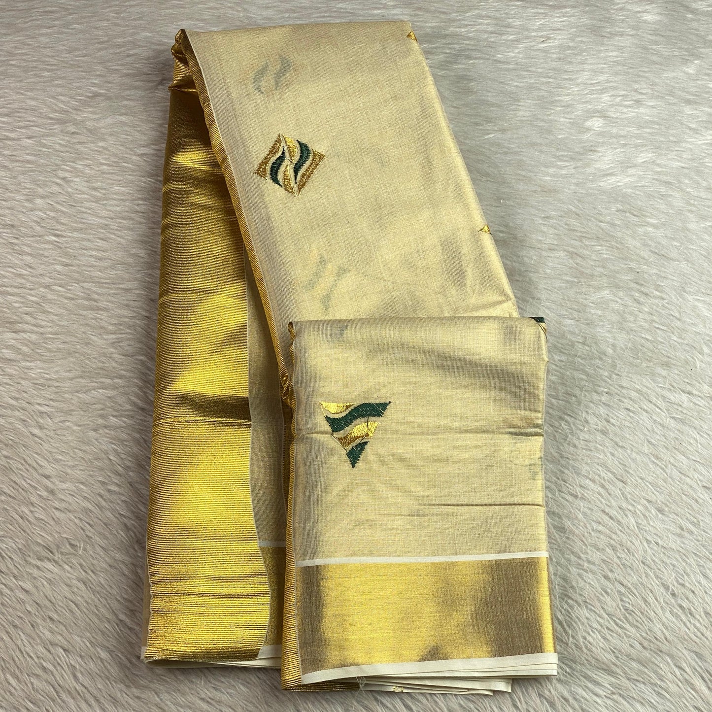 Kerala Tissue Saree with Golden Zari Border & Butterfly Motifs Green