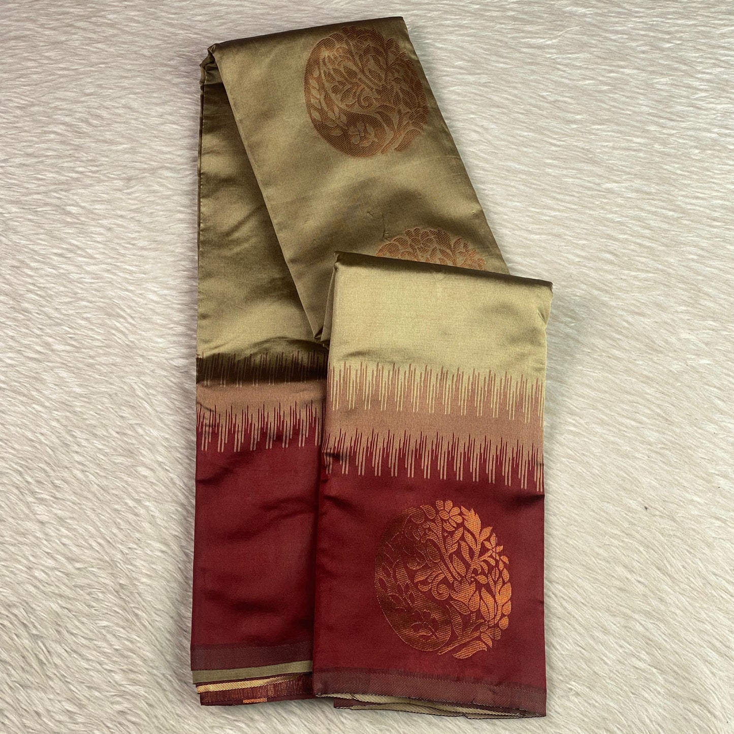 Kaveri Traditional Dual-Shade Silk Saree with Zari Border Chikku