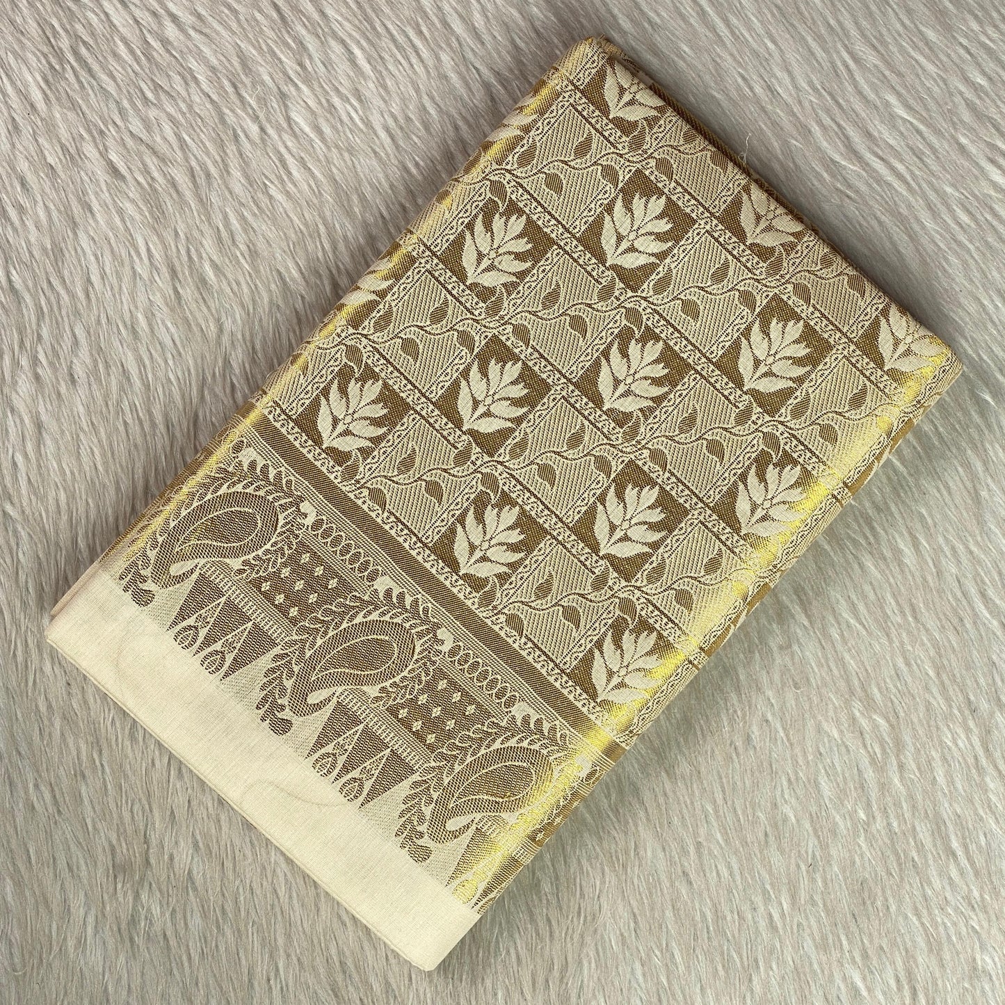 Premium Golden-Tone Tissue Kerala Saree