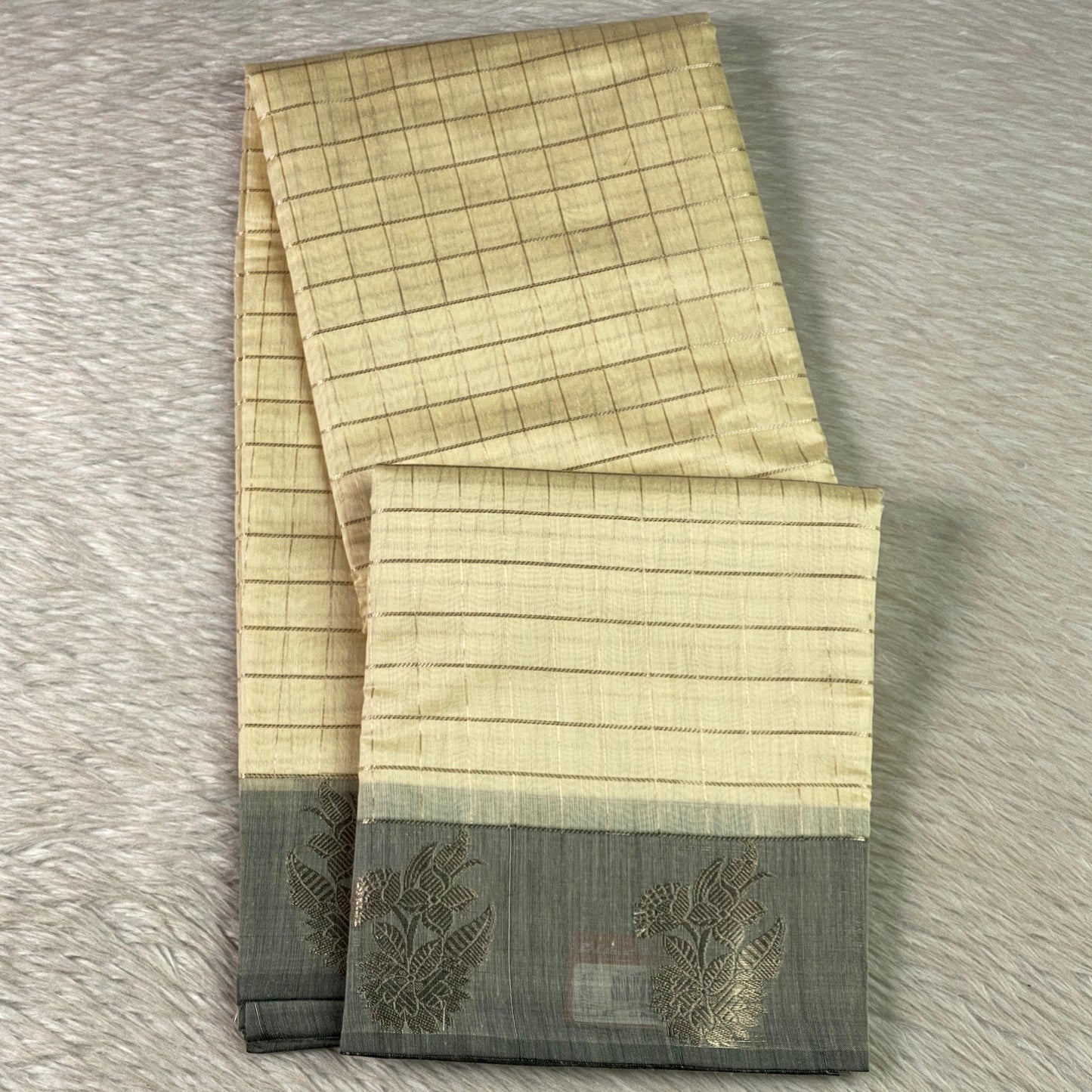 Lavanya Mul Chanderi Checks Silk Saree Grey (Dress Code)