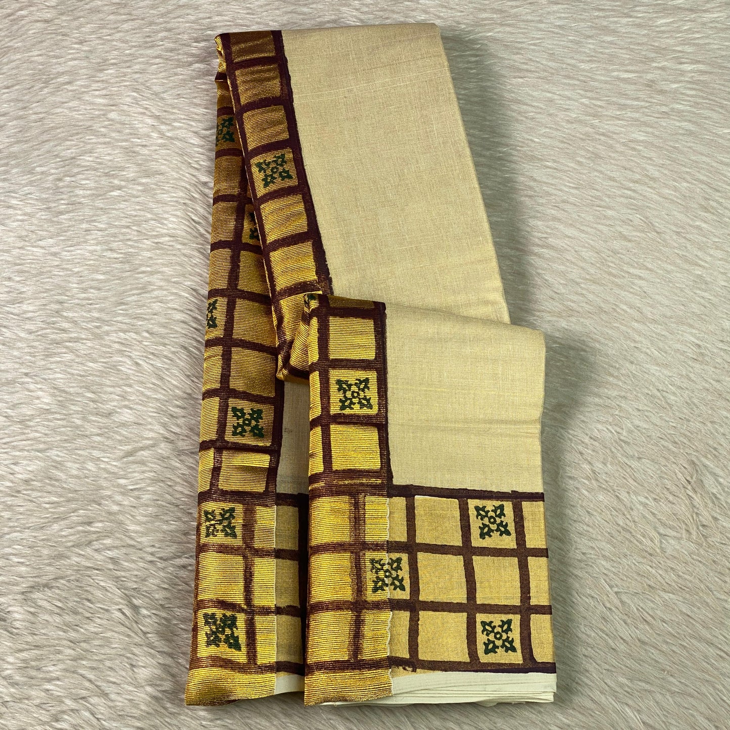 Golden Mosaic Tissue  Kasavu Kerala Saree
