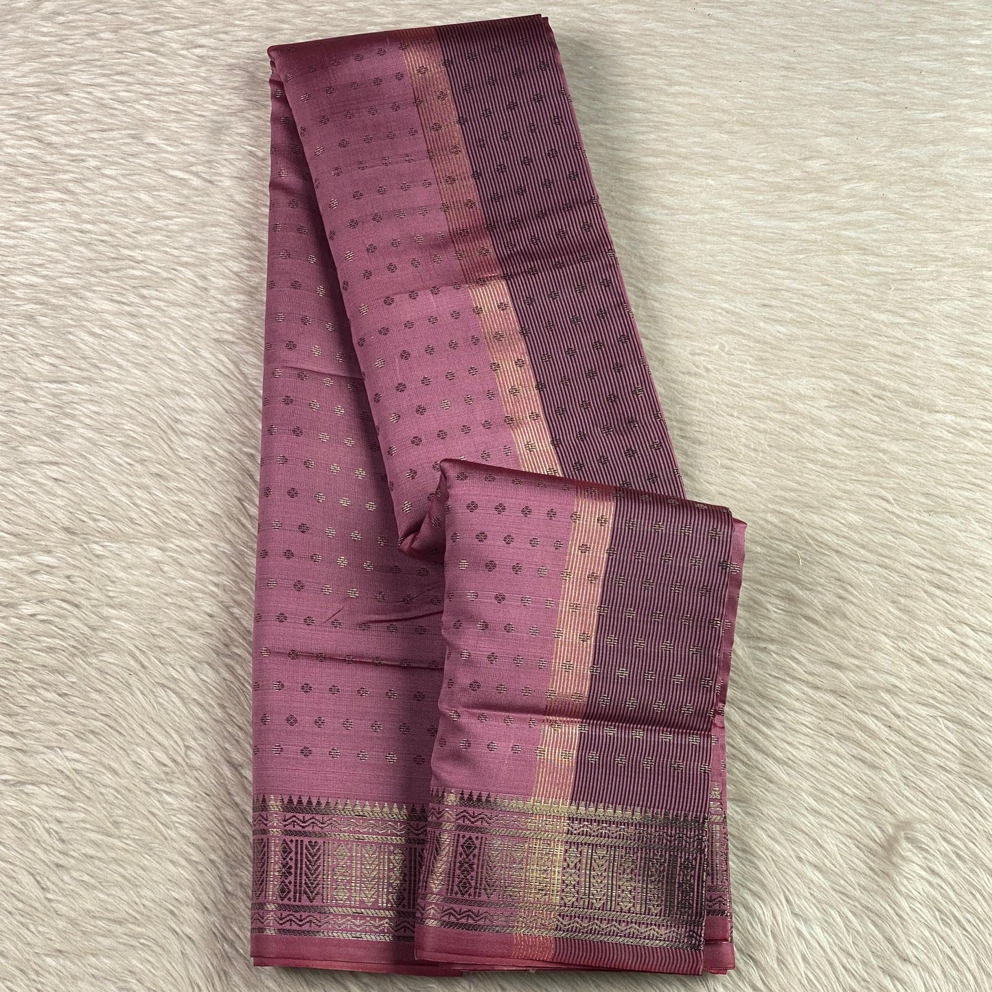 Malavika Soft Silk Saree in Pink