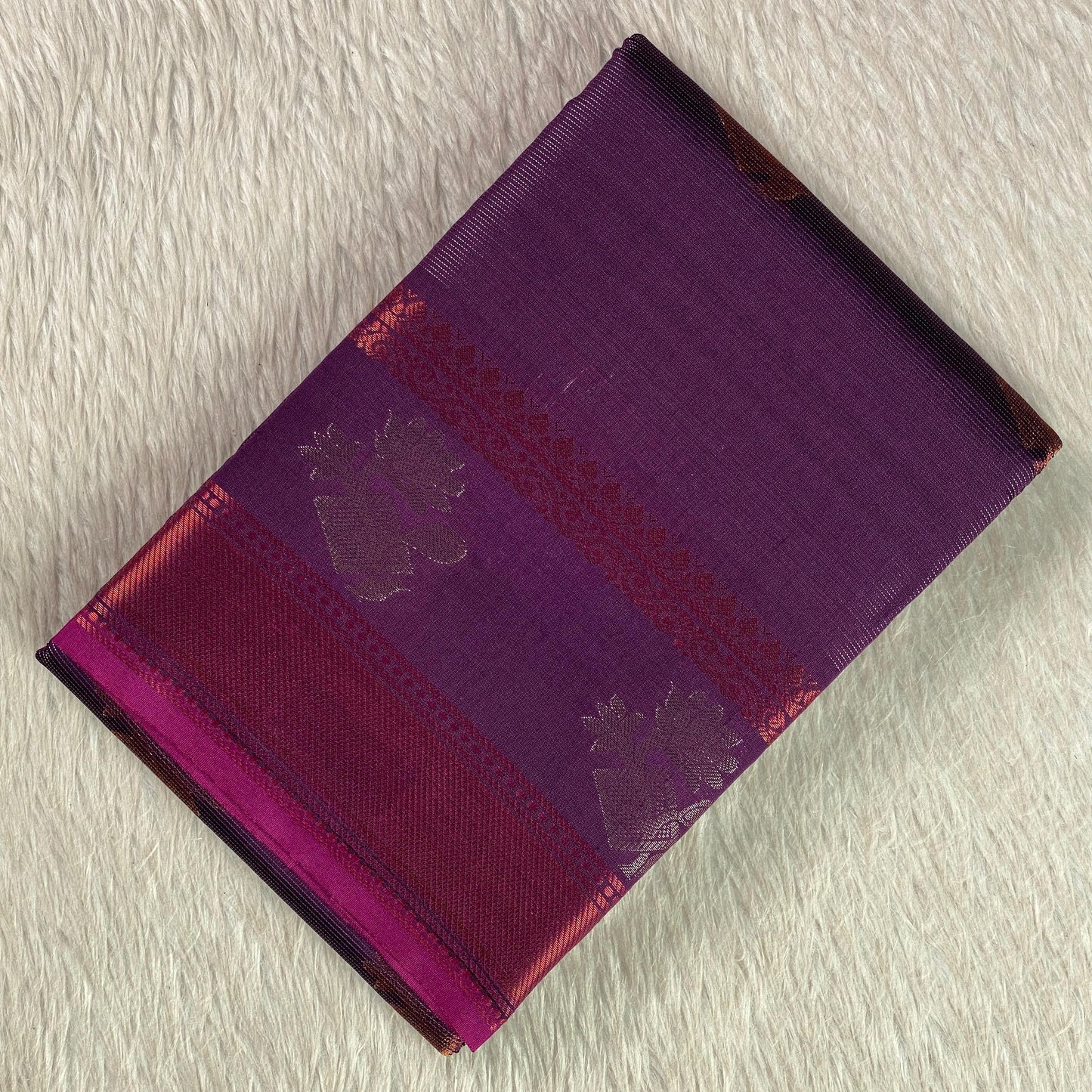 Swetha  Kanjivaram Style Violet Silk Saree with Metallic Contrast Pallu