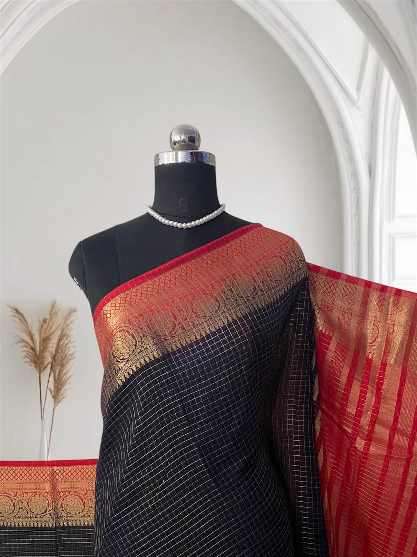 Georgette Banarasi Saree in Checks and Contrast Border Black