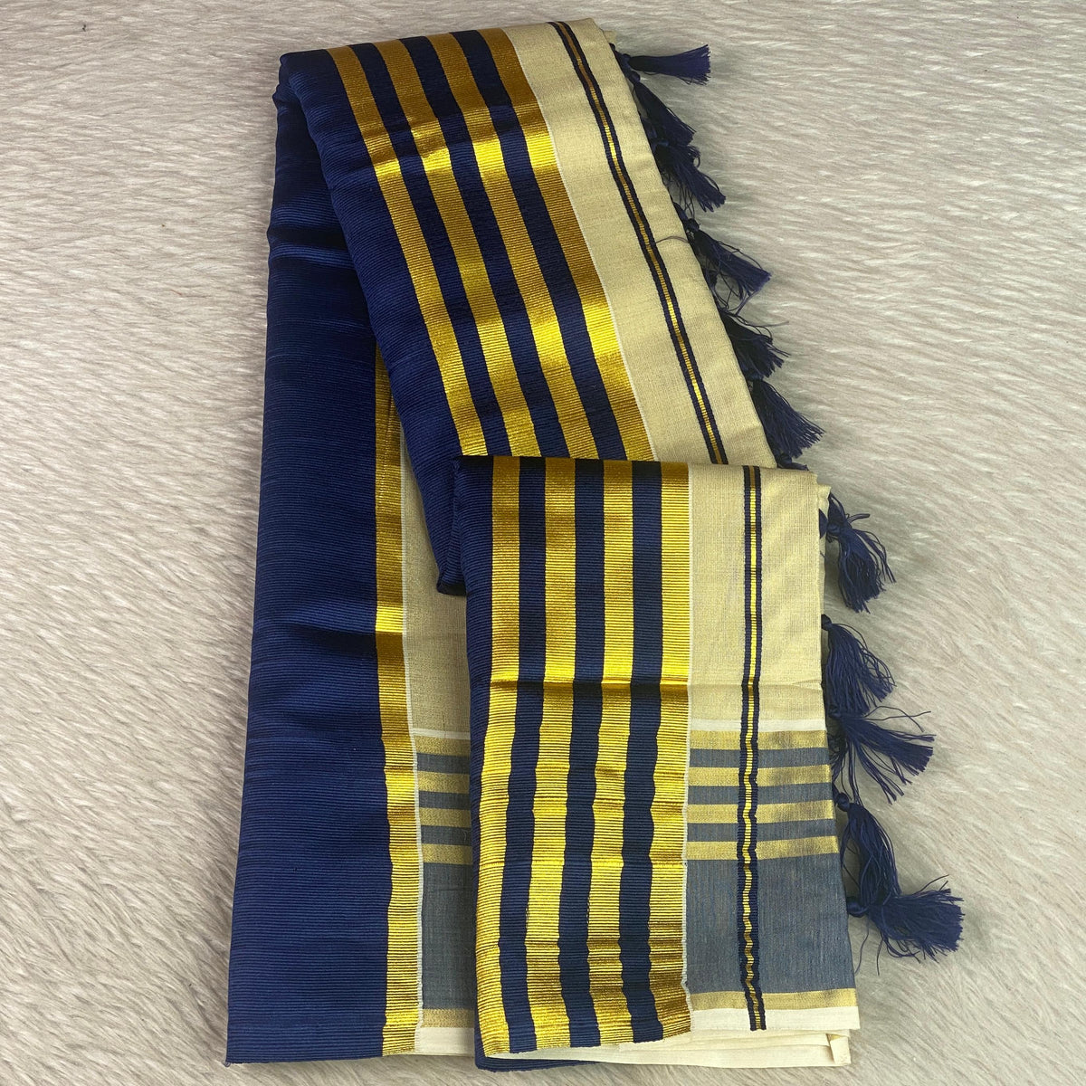 Royale Golden Kasavu Saree Blue