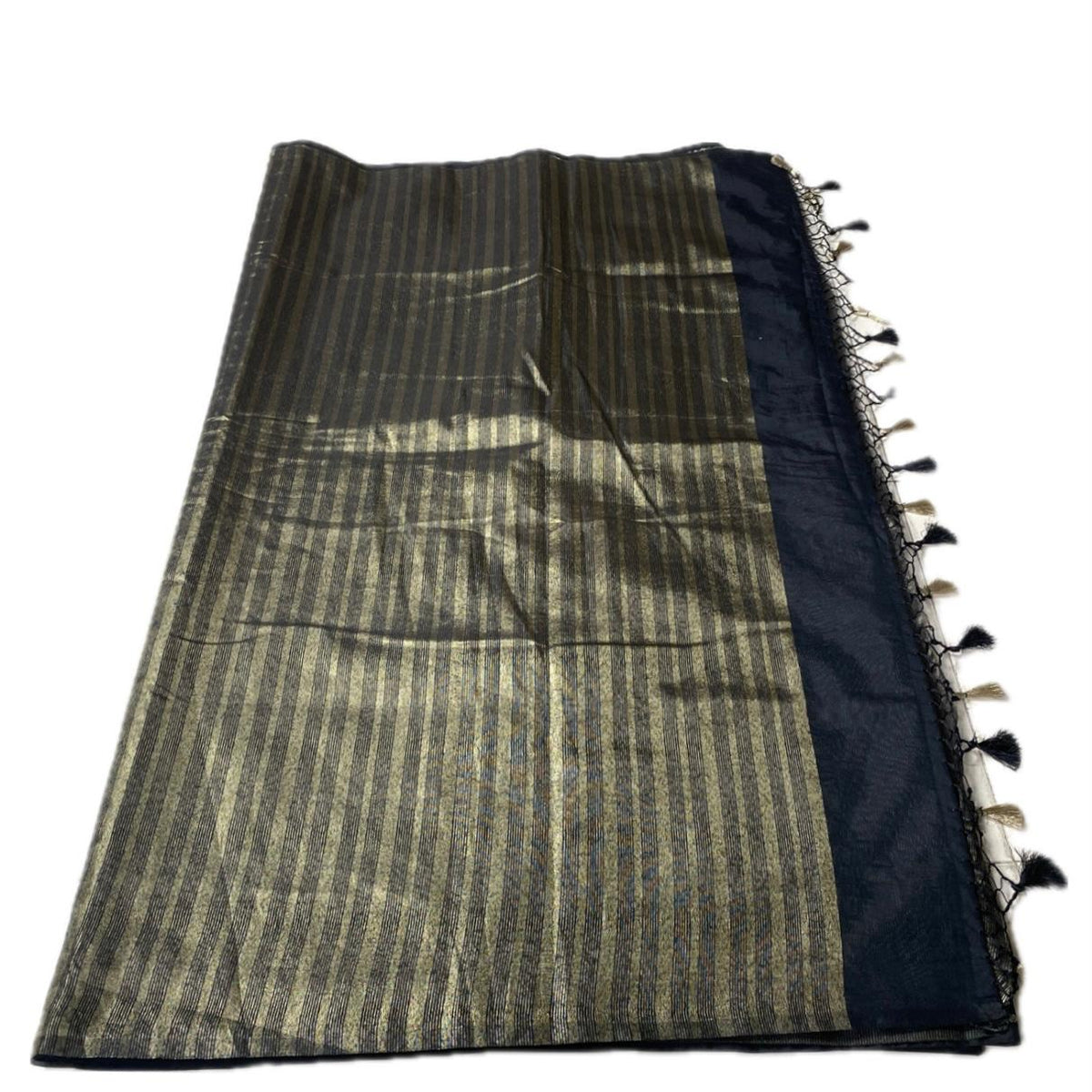 ✨Kannaki Banarasi Silk Golden Butti Saree Black ✨